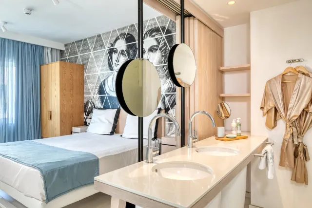 Suite met zeezicht en eenpersoonsbed — The King Jason Protaras - Designed for Adults