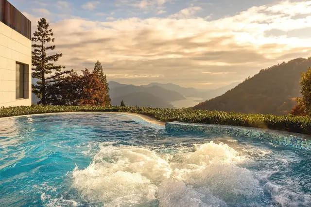 Kurhaus Cademario Hotel & Spa – Außenansicht, Erwachsenenhotel in Tessin