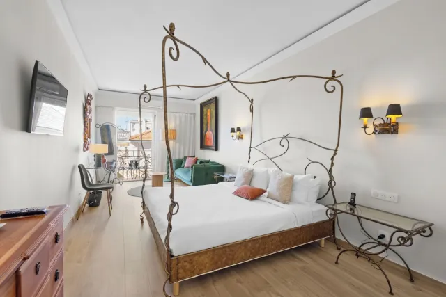 Superior kamer met balkon — La Villa Sainte Valerie