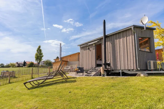 Stacaravan met tuinzicht — Landrefugium Obermüller