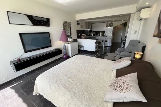 Studio Luxe Club Only Couples / Night — Le Cap d'Agde Naturist Village