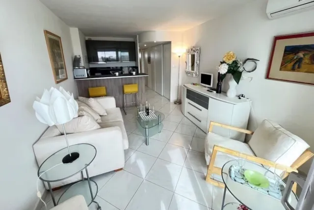 Luxury Club Apartment Only 2 Couples / Night — Le Cap d'Agde Naturist Village