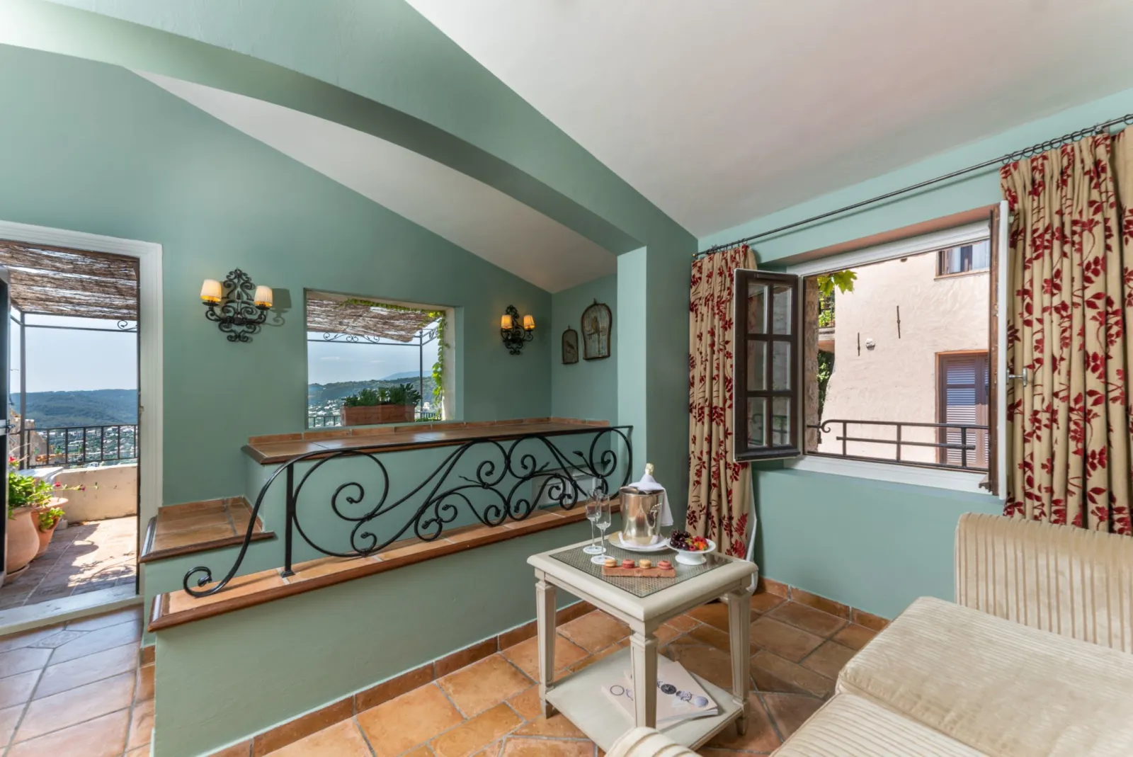 Le Saint Paul – Vue extérieure, Adults-Only Hotel in Côte d'Azur