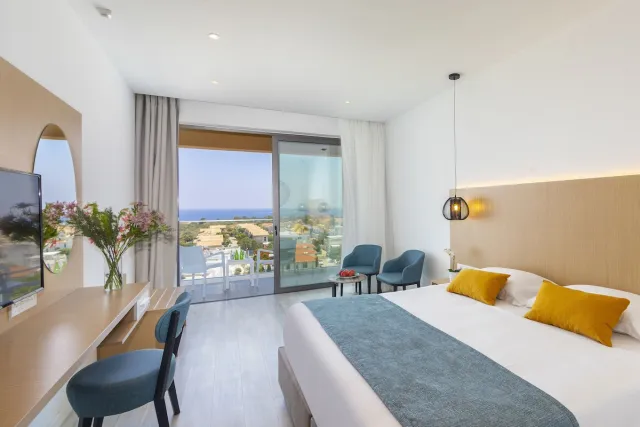 Værelse med havudsigt — Leonardo Crystal Cove Hotel & Spa