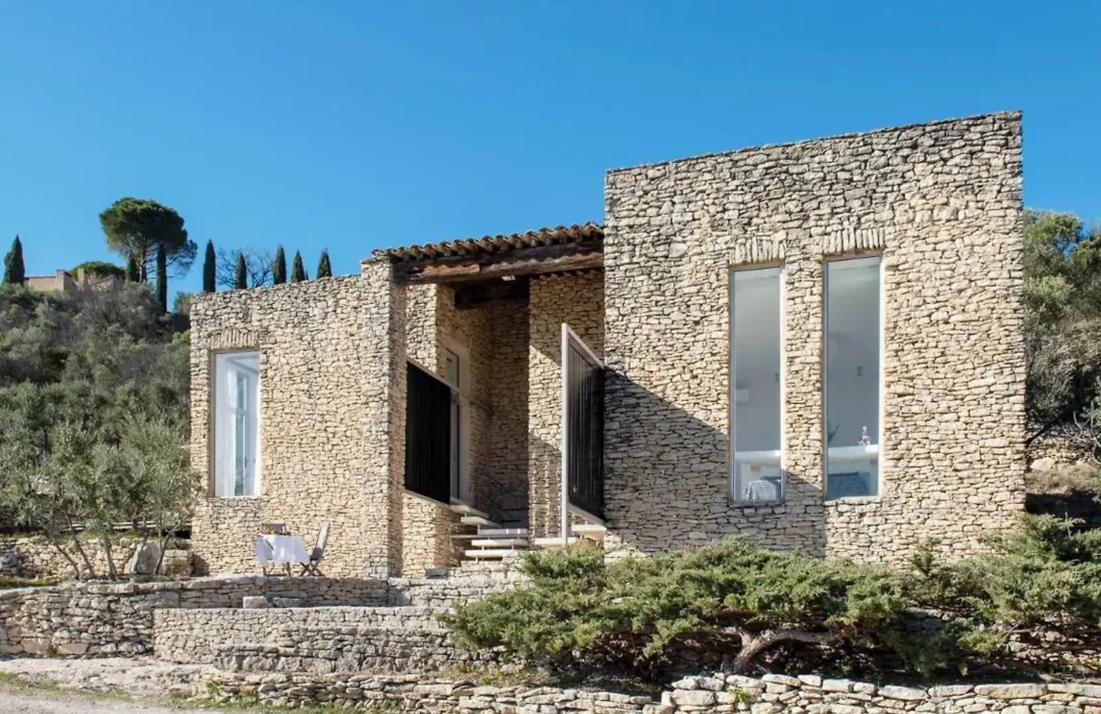 Les Milles Roches – Adults-Only Hotel in Provence, FR
