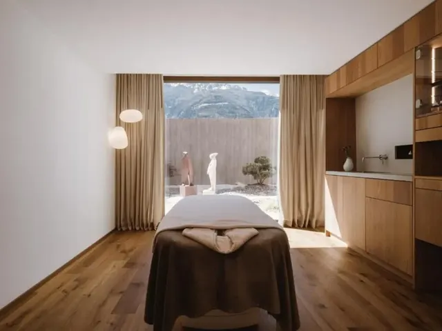 Lindenhof Pure Luxury & Spa DolceVita Resort – Außenansicht, Erwachsenenhotel in Südtirol