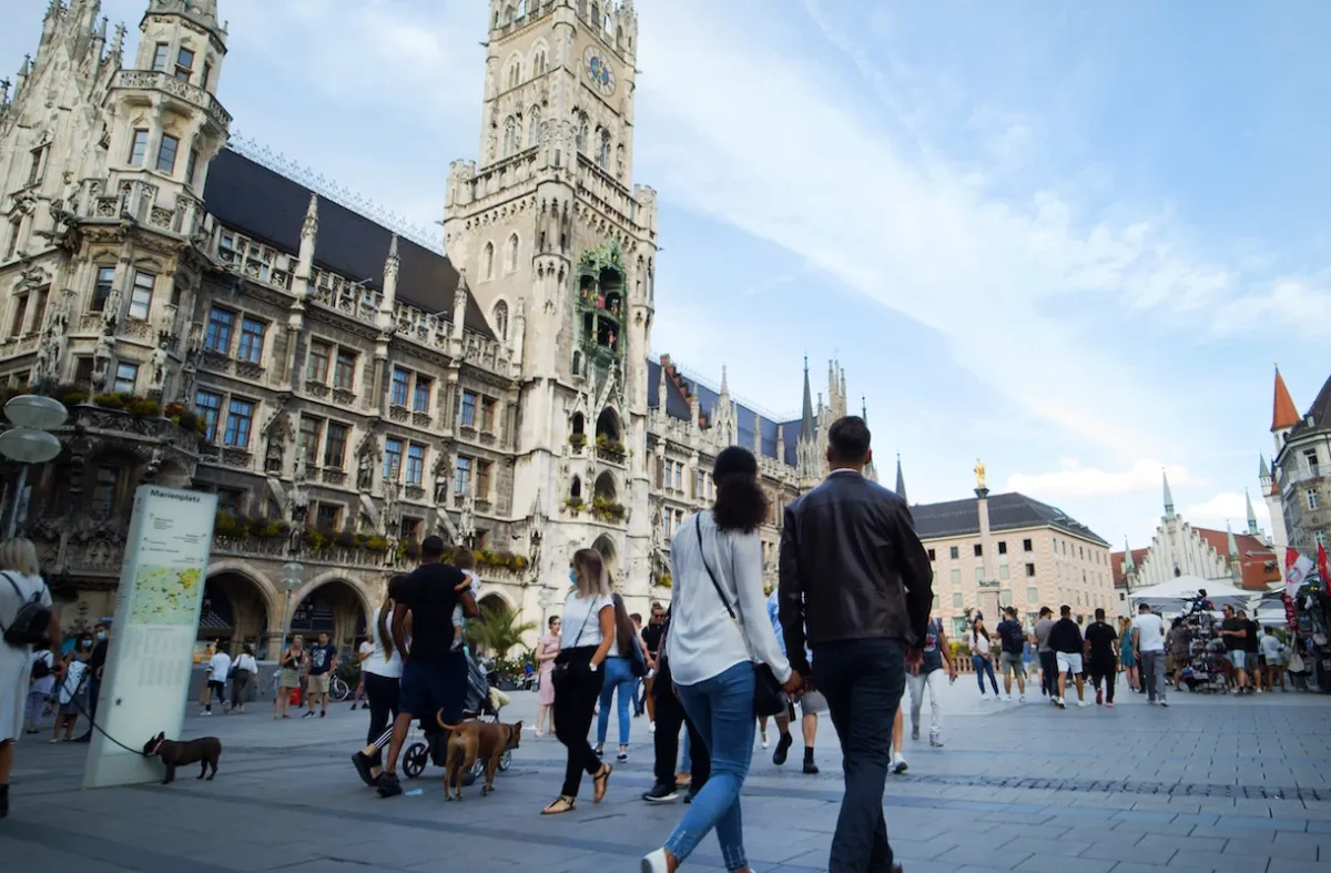 Marc München – Zimmer & Suiten, Adults-Only Hotel in Bayern