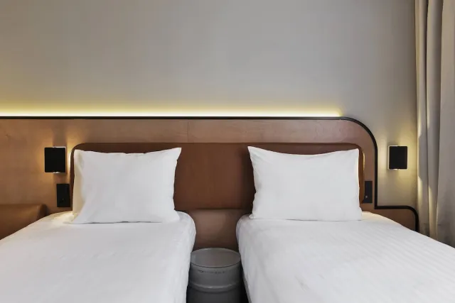 Værelse med 2 enkeltsenge (Moxy Sleeper) — Moxy Paris Bastille