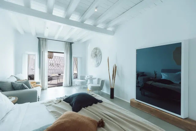 Junior studiosuite met 1 kingsize bed, slaapbank en zeezicht — Mykonos Bliss