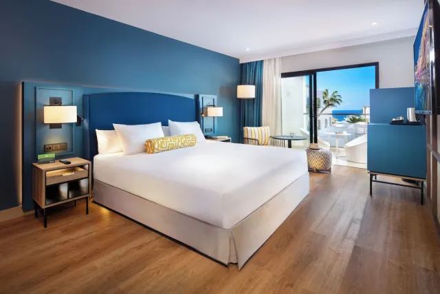 Pokój dwuosobowy Standard z widokiem na basen — Princess Inspire Tenerife