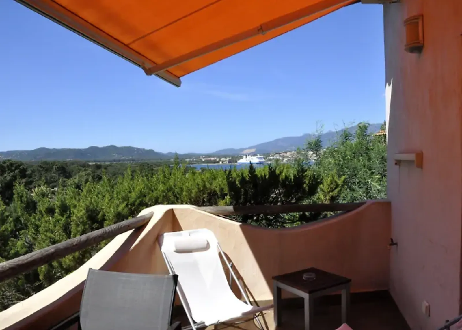 Private Hotel – Pool & Spa, Adults-Only Hotel in Korsika