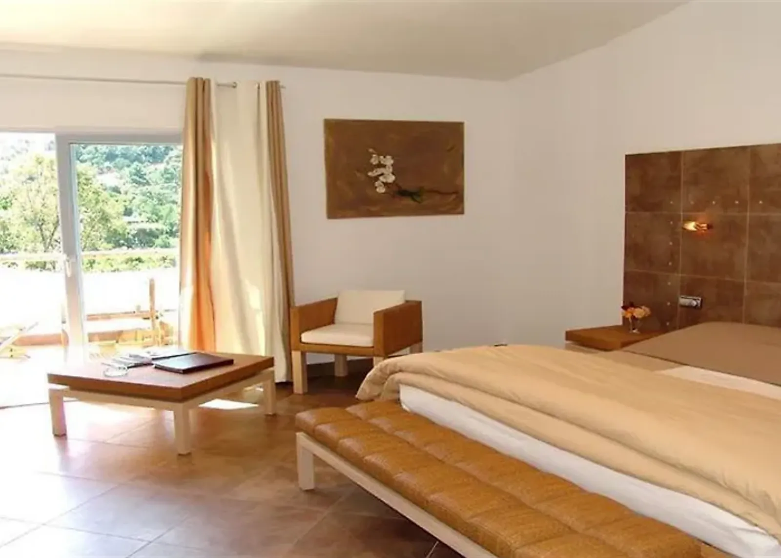 Private Hotel – Restaurant & Genuss, Adults-Only Hotel in Korsika