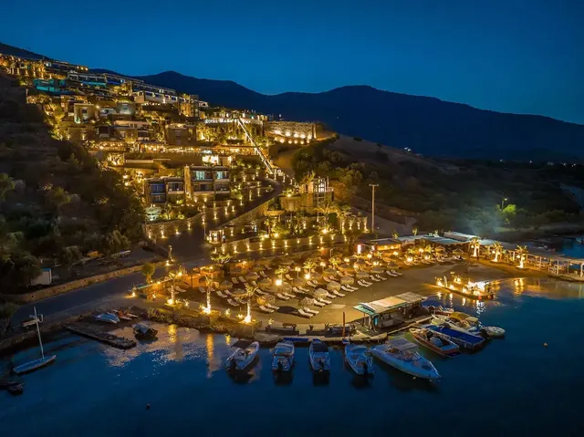 Royal Marmin Bay Boutique & Art Hotel – Zimmer & Suiten, Erwachsenenhotel in Kreta