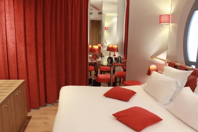 Kamer Opera Garnier met jacuzzi — Secret de Paris