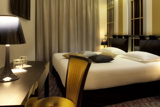 Kamer Trocadero met jacuzzi — Secret de Paris