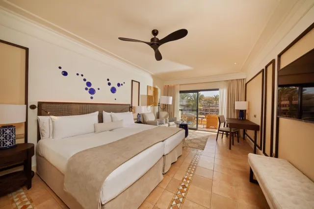 Apartament Junior z widokiem na basen — Secrets Bahia Real Resort & Spa