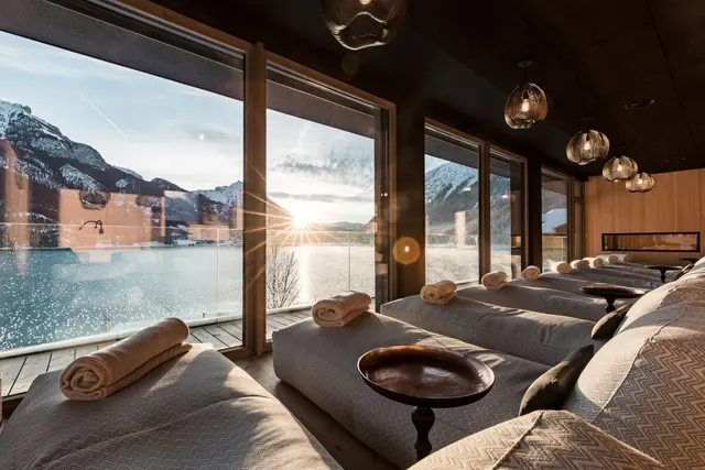 Seehotel Einwaller – Pool & Spa, Erwachsenenhotel in Tirol