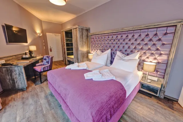 Deluxe tweepersoonskamer (Amethyst) — Spree Chalet — adults only
