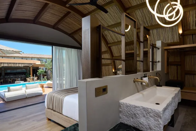 Nest boven het water — Stella Island Luxury Resort & Spa