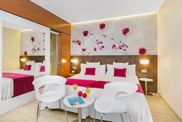 Superior tweepersoonskamer met uitzicht op het zwembad — Sumus Hotel Monteplaya