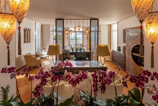 Tiara Yaktsa – Pool & Spa, Erwachsenenhotel in Côte d'Azur