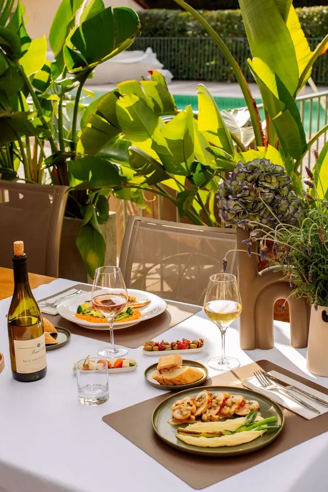 Villa Fabulite – Pool & Spa, Erwachsenenhotel in Côte d'Azur
