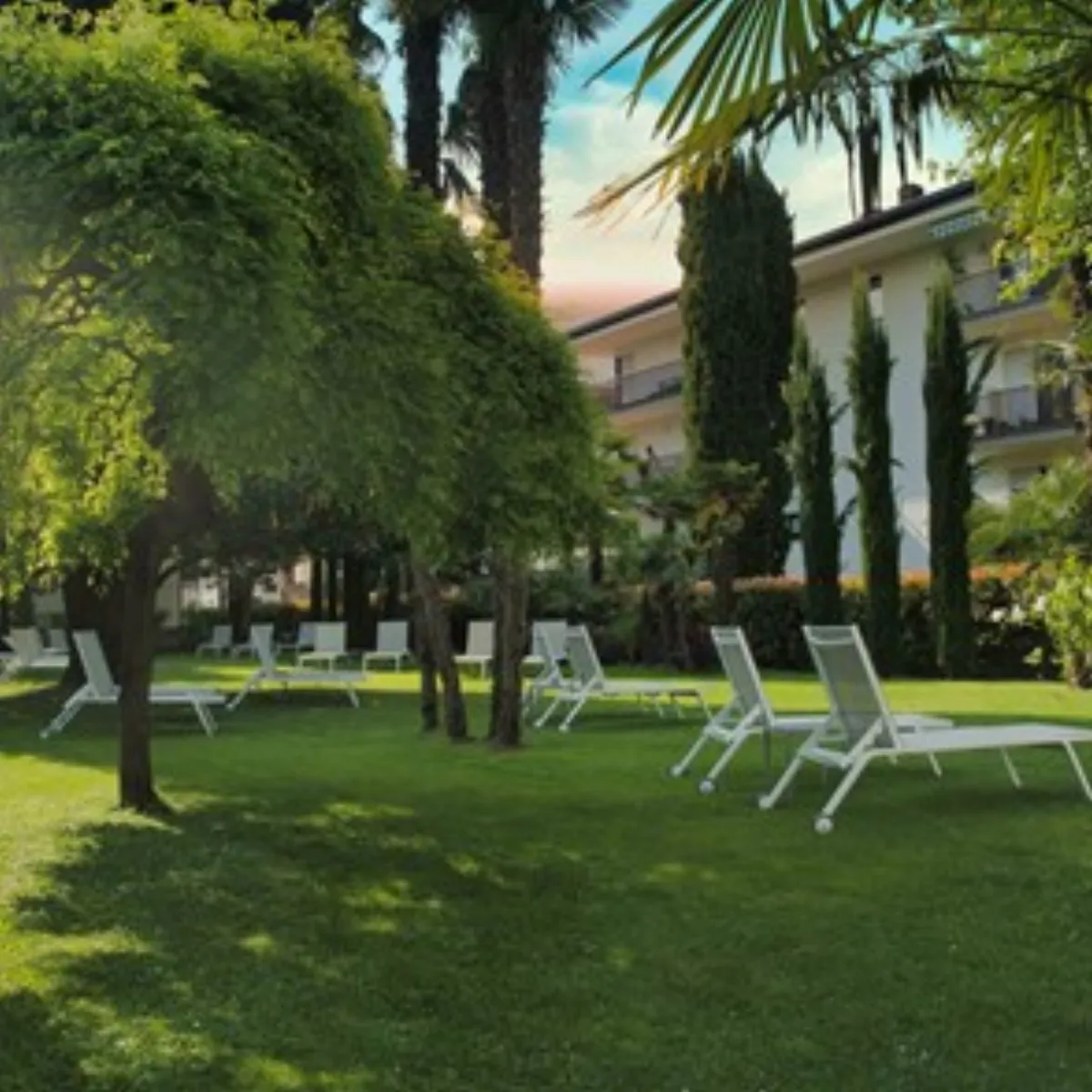 Villa Nicolli Romantic Resort – Chambres & suites, Adults-Only Hotel in Gardasee