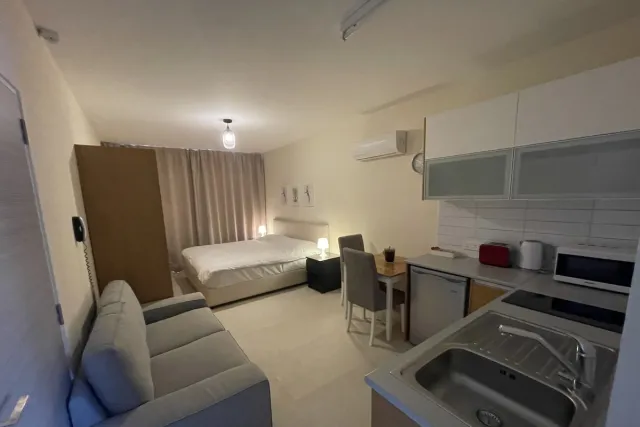 Standard studio met tuinzicht — Vrachia Beach Hotel & Suites