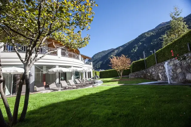 Wellnesshotel Liun B&B – Pool & Spa, Erwachsenenhotel in Graubünden