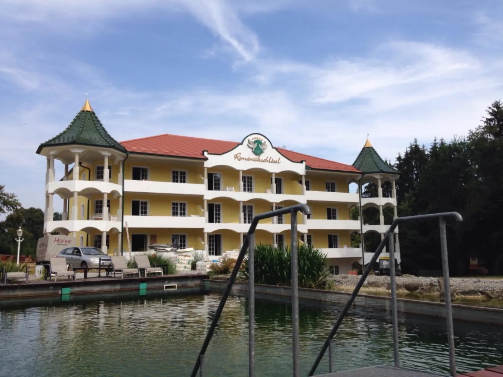 Wellnesshotel Parkschlössl zu Thyrnau – Außenansicht, Adults-Only Hotel in Bayern